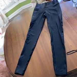 Old navy workout active leggings elevate go-dry medium tall black high waist